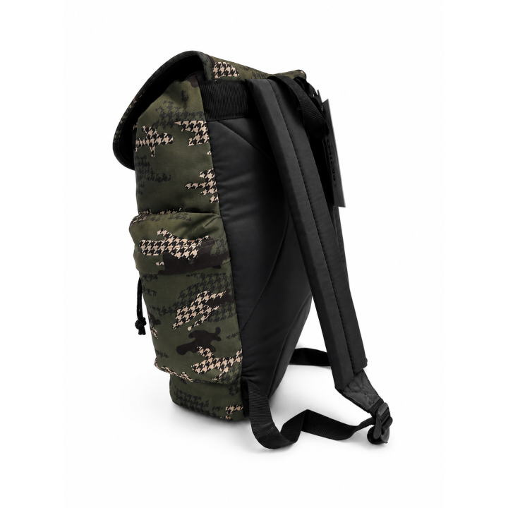 Mochila Eastpak Austin 18L – Edição Especial Camtooth
